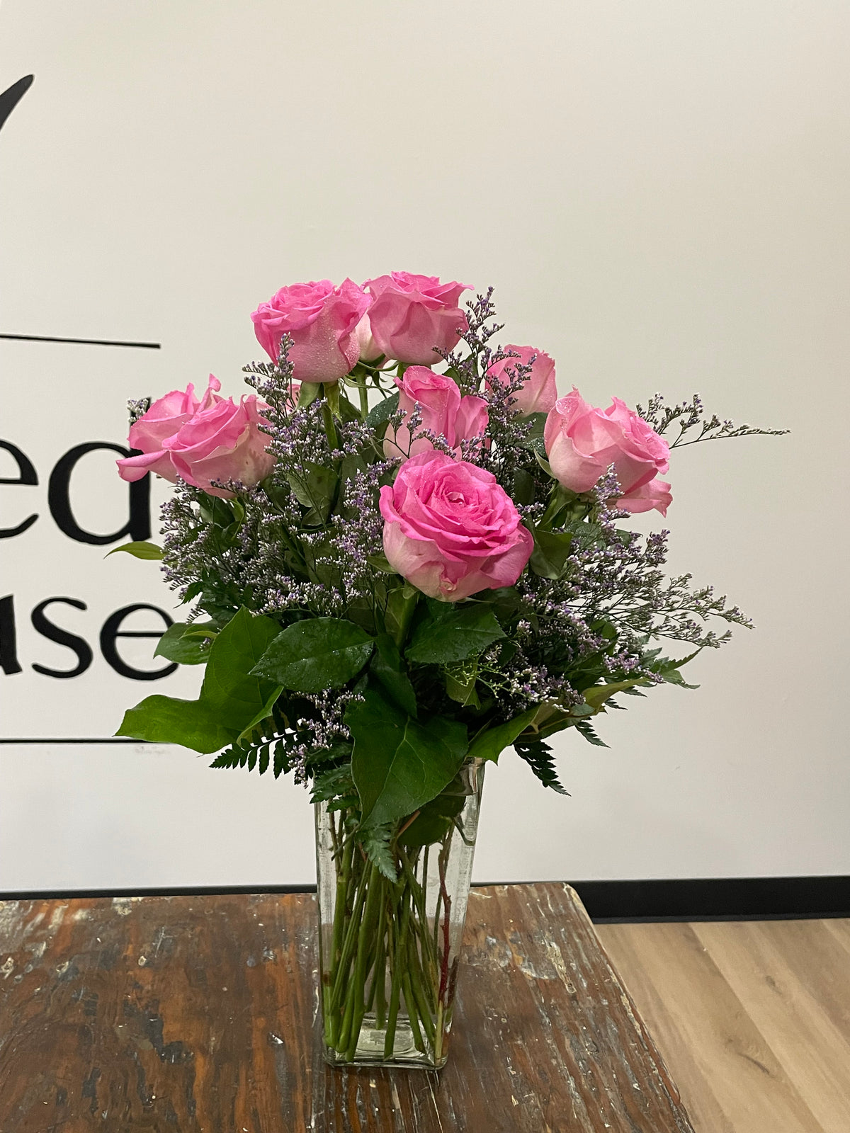 Glided Roses Dozen Pink Roses – The Gilded Greenhouse