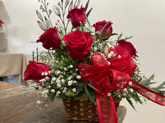 Red Rose Basket