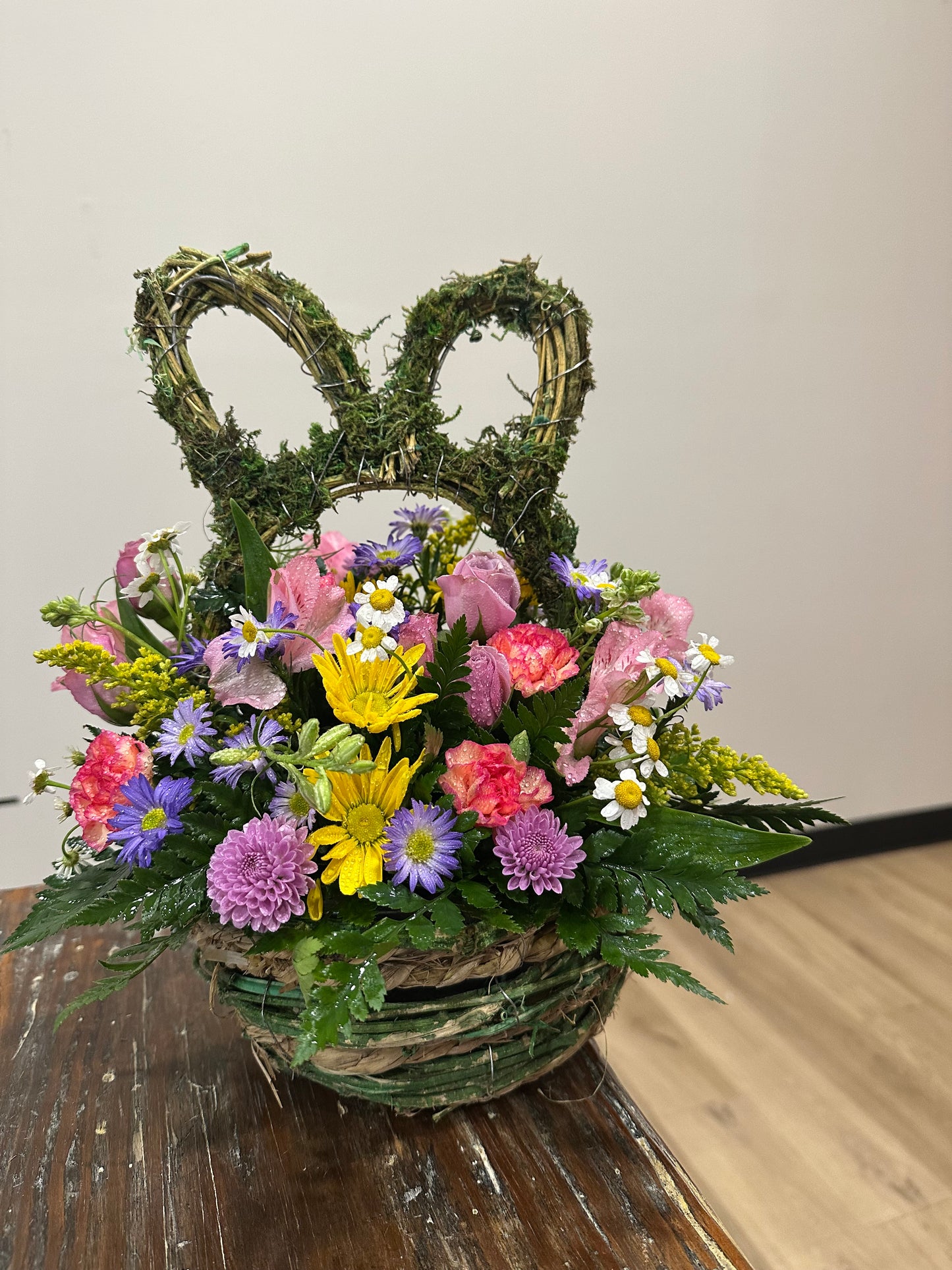 Mossy bunny ears basket